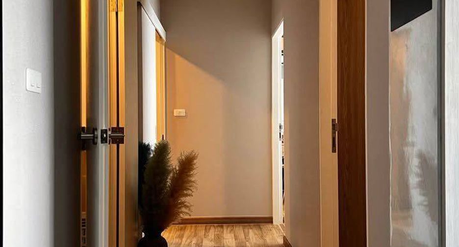 For rent 2 bedrooms condo in Rat Burana, Bangkok