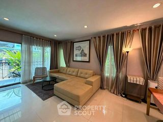For rent 3 bedrooms house in Suan Luang, Bangkok