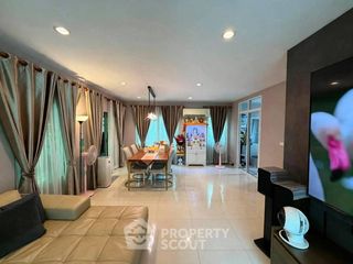 For rent 3 bedrooms house in Suan Luang, Bangkok