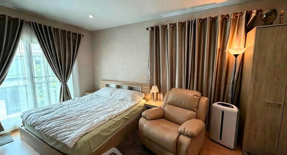 For rent 3 bedrooms house in Suan Luang, Bangkok