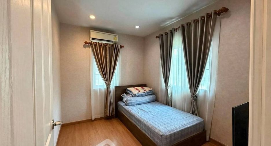 For rent 3 bedrooms house in Suan Luang, Bangkok