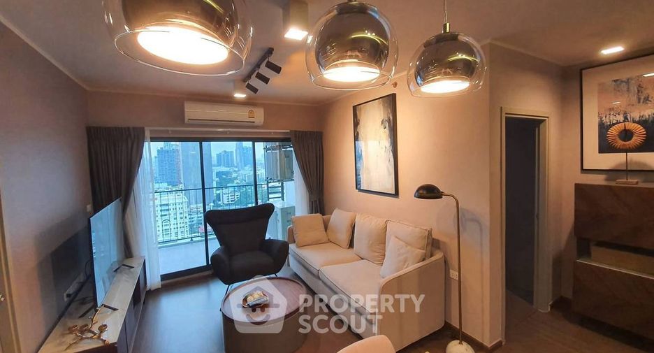 For rent 2 bedrooms condo in Phra Khanong, Bangkok