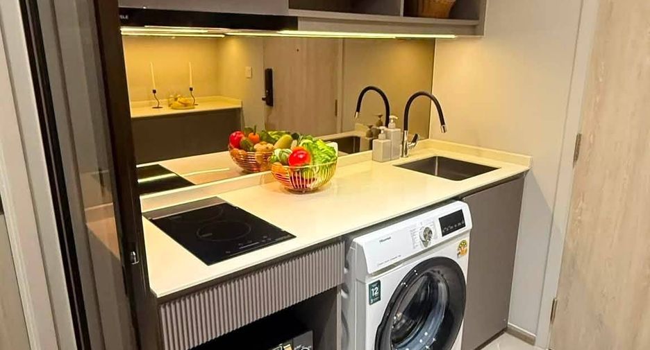 For rent 1 bed condo in Watthana, Bangkok