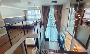 For rent 2 bedrooms condo in Bang Kapi, Bangkok