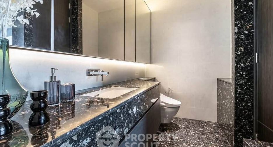 Condo en alquiler de 1 habitaciones en Khlong Toei, Bangkok