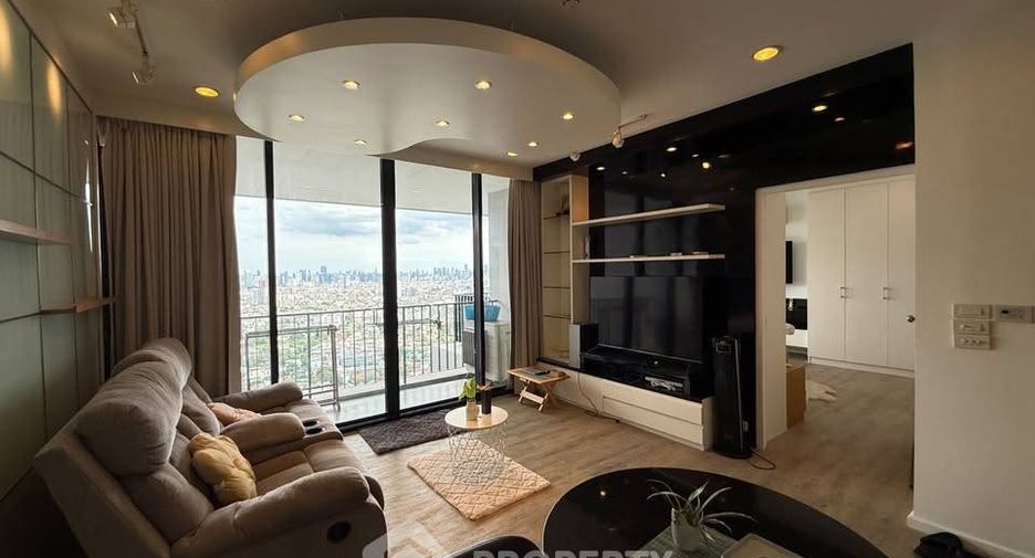 For rent 2 bedrooms condo in Chatuchak, Bangkok