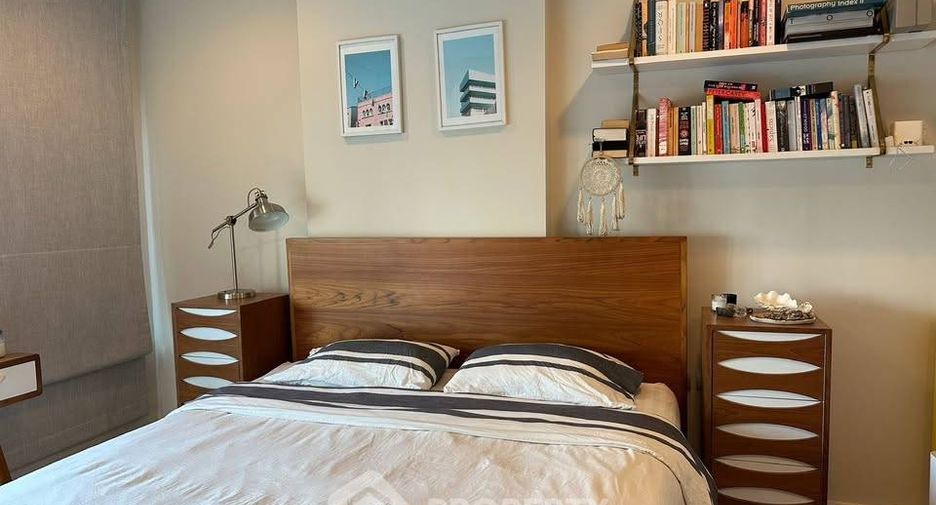 For rent 2 bedrooms condo in Khlong Toei, Bangkok