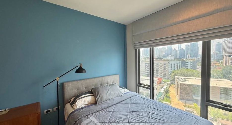 For rent 2 bedrooms condo in Khlong Toei, Bangkok