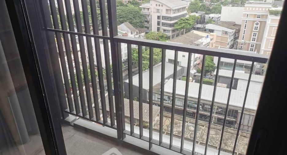 Condo en alquiler de 1 habitaciones en Watthana, Bangkok