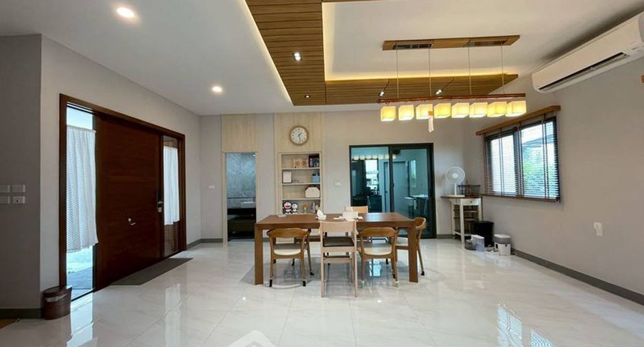 For rent 4 bedrooms house in Prawet, Bangkok