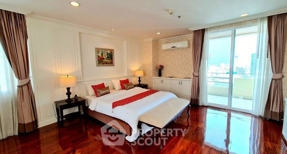 For rent 4 bedrooms apartment in Watthana, Bangkok