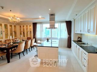 For rent 4 bedrooms apartment in Watthana, Bangkok