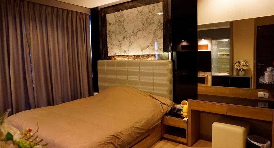 For rent and for sale 2 bedrooms condo in Sathon, Bangkok