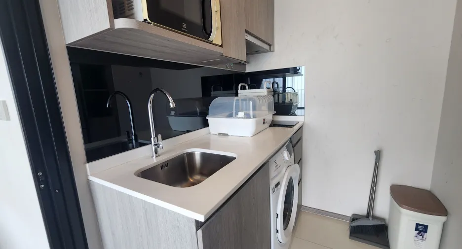 For rent 2 bedrooms condo in Mueang Rayong, Rayong