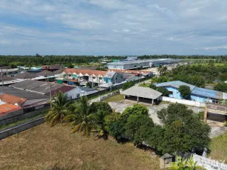 出售 土地 在 Ban Bueng, Chon Buri