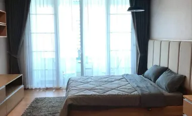 For rent 3 bedrooms condo in Bang Rak, Bangkok