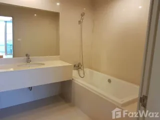 For rent 3 bedrooms condo in Bang Rak, Bangkok
