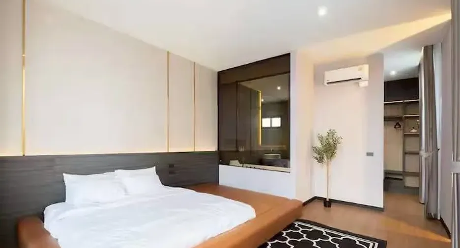 For sale 5 bedrooms villa in Mueang Chiang Mai, Chiang Mai