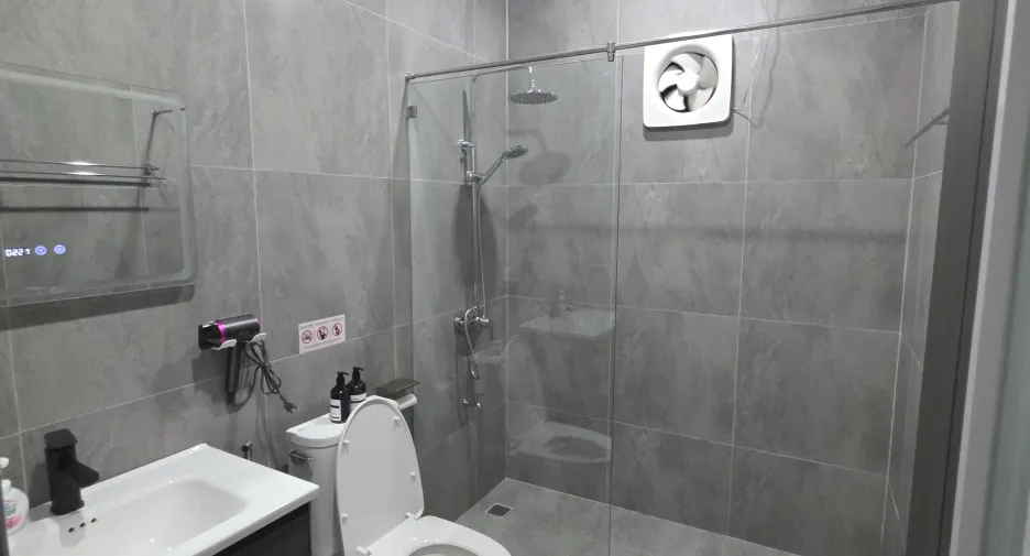 For sale and for rent 5 bedrooms villa in Saraphi, Chiang Mai