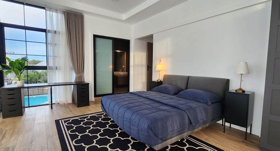 For sale 5 bedrooms villa in Bang Lamung, Chonburi