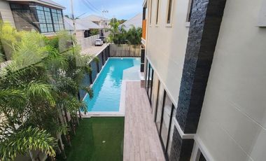 For sale 5 bedrooms villa in Bang Lamung, Chonburi