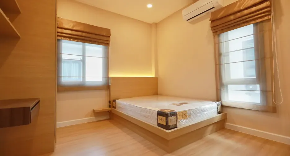 For rent 3 bedrooms house in Bang Lamung, Chonburi