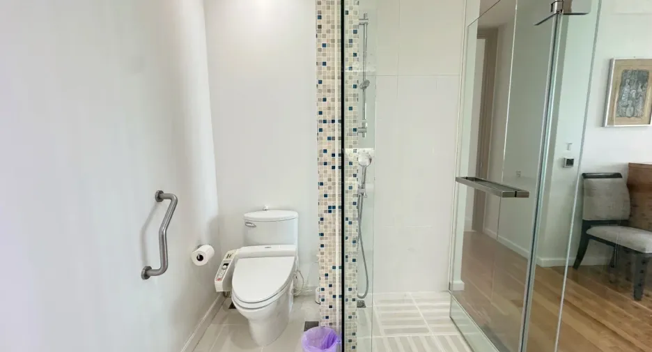 For rent 1 bed condo in Bang Lamung, Chonburi