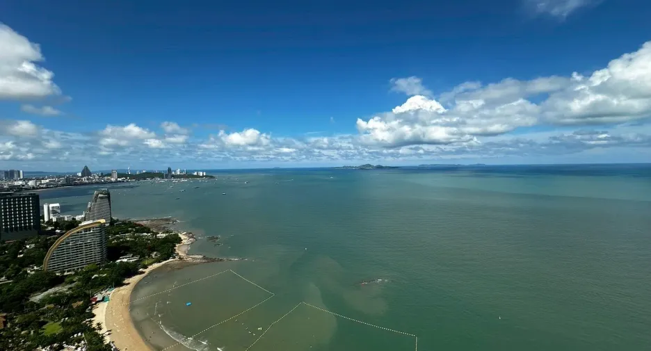 For rent 2 bedrooms condo in Bang Lamung, Chonburi