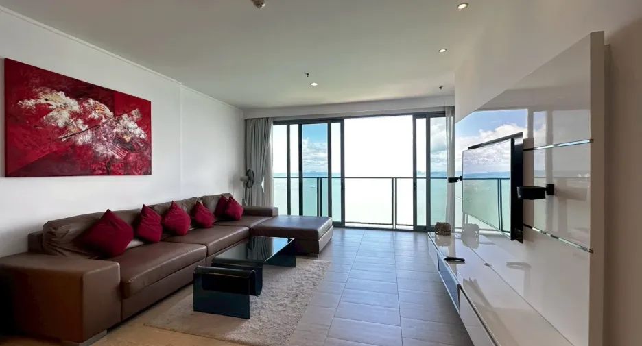 For rent 2 bedrooms condo in Bang Lamung, Chonburi