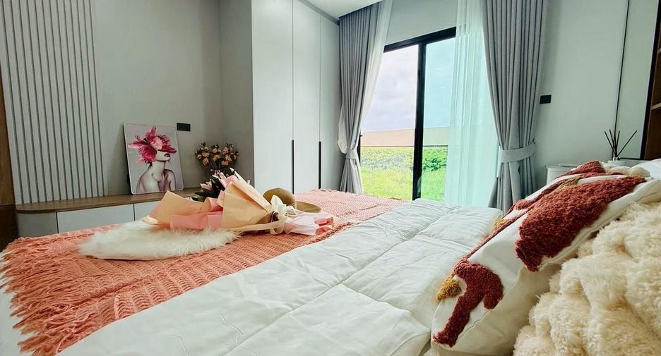 For rent 5 bedrooms house in Jomtien, Pattaya