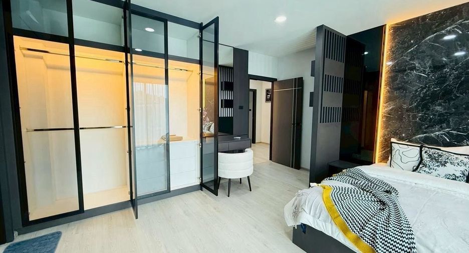 For rent 5 bedrooms house in Jomtien, Pattaya