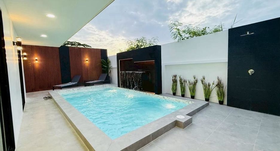 For rent 5 bedrooms house in Jomtien, Pattaya