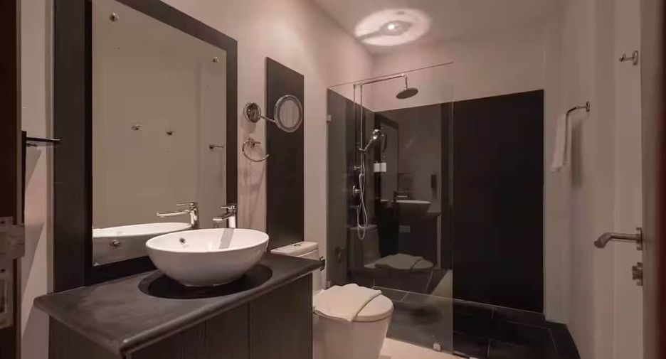 Villa zum Kauf mit 5 Zimmer in Thalang, Phuket