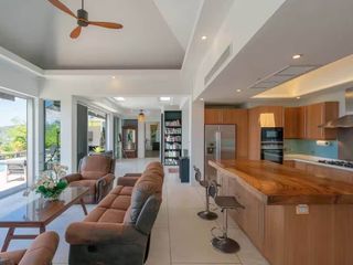 Villa zum Kauf mit 5 Zimmer in Thalang, Phuket