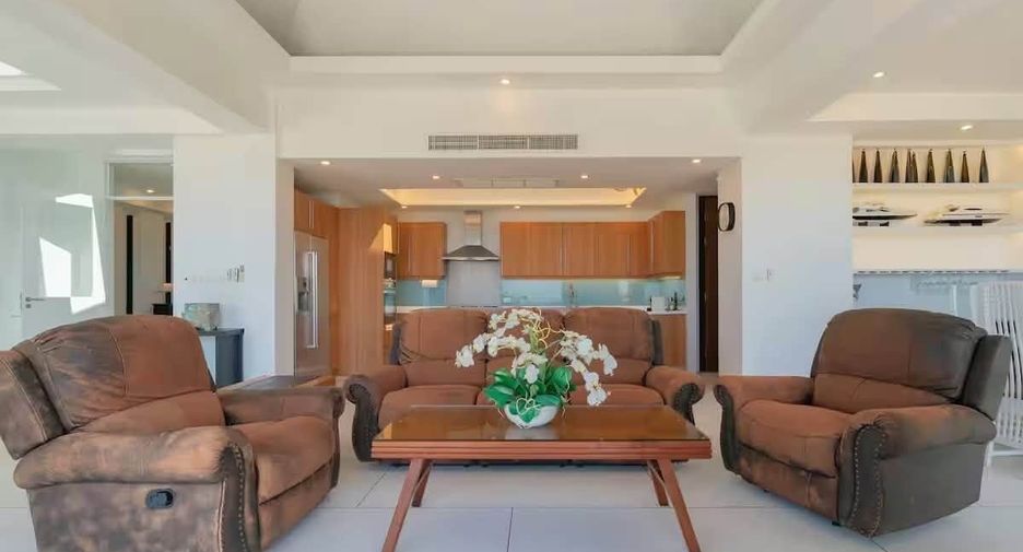 Villa zum Kauf mit 5 Zimmer in Thalang, Phuket