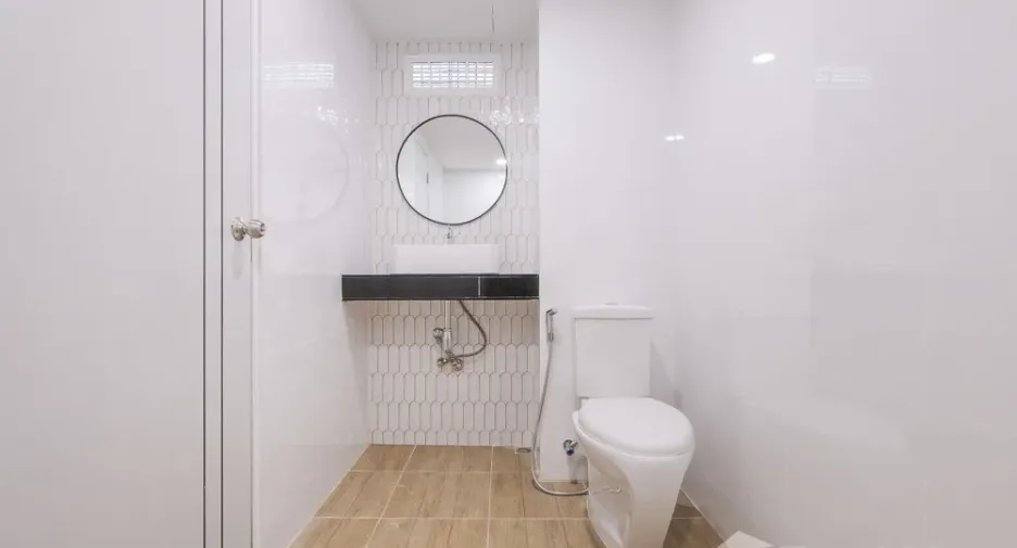 À vendre 2 chambres condo à Din Daeng, Bangkok