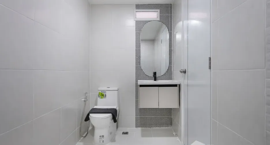 À vendre 2 chambres condo à Din Daeng, Bangkok