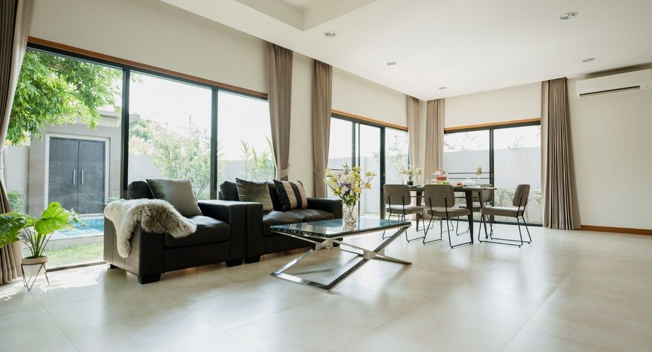 For rent 2 bedrooms villa in Huay Yai, Pattaya