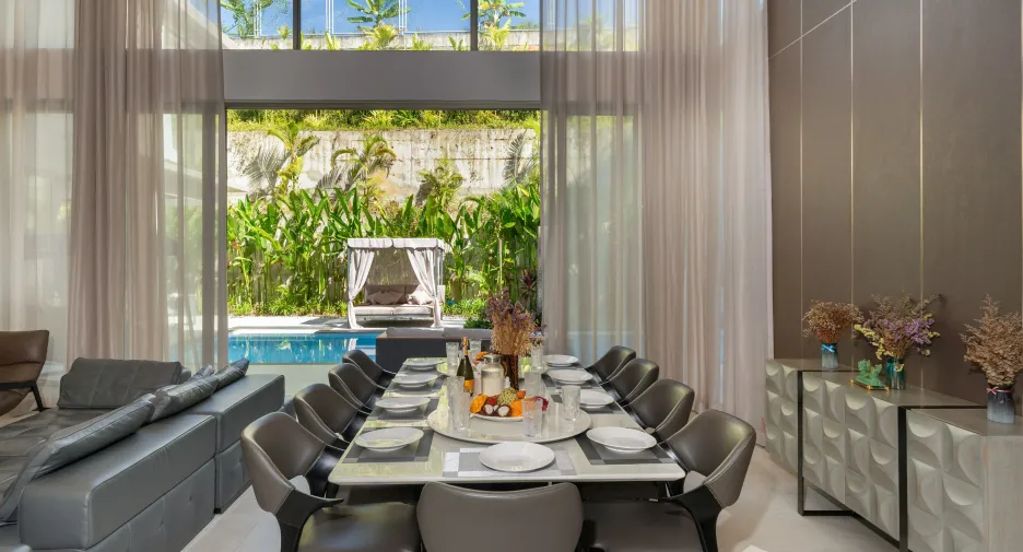 À louer 5 chambres villa à Thalang, Phuket