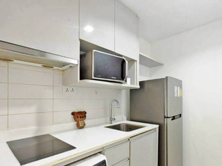 For sale 2 bedrooms condo in Phra Khanong, Bangkok