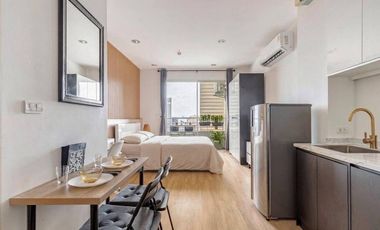 For sale studio condo in Khlong San, Bangkok