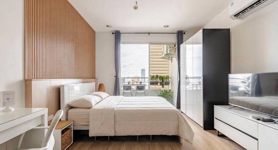 For sale studio condo in Khlong San, Bangkok
