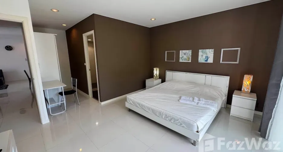 For sale 3 bedrooms condo in Kathu, Phuket