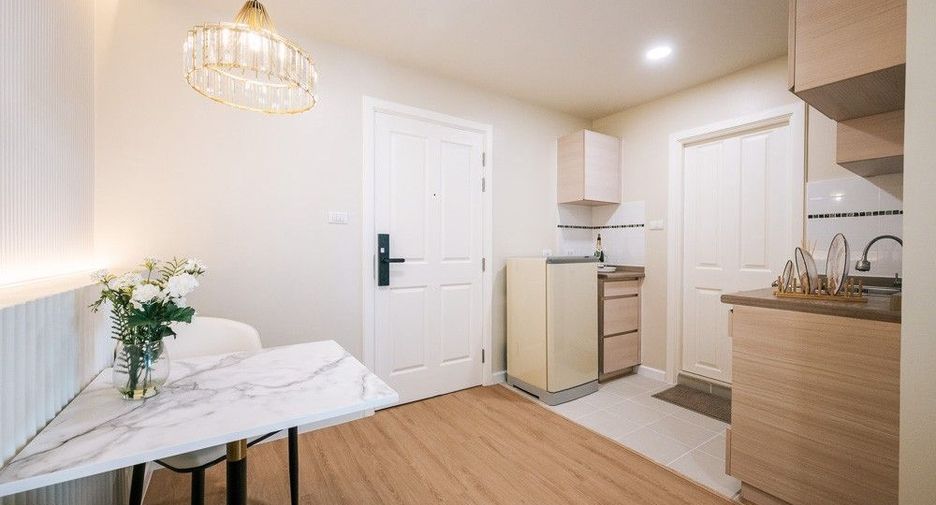 For sale studio condo in Yan Nawa, Bangkok