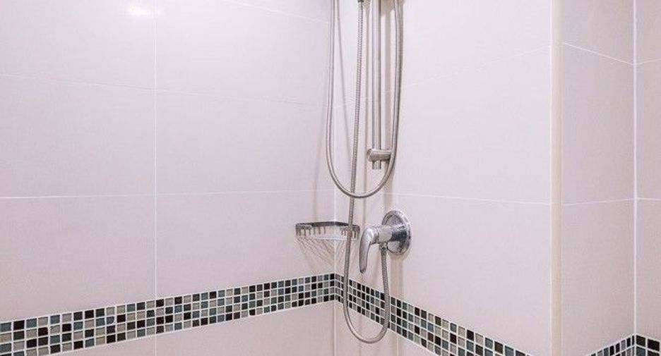 For sale studio condo in Yan Nawa, Bangkok