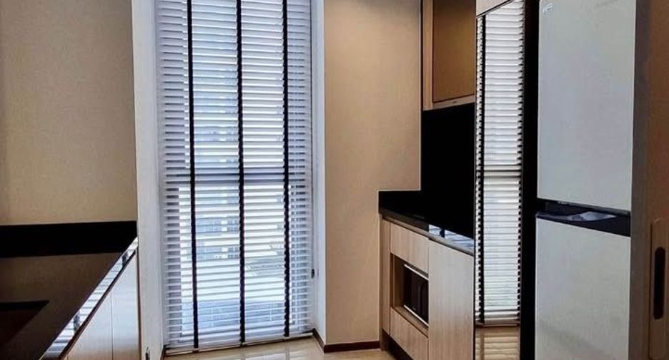 For rent 2 ベッドルーム condo in Pathum Wan, Bangkok