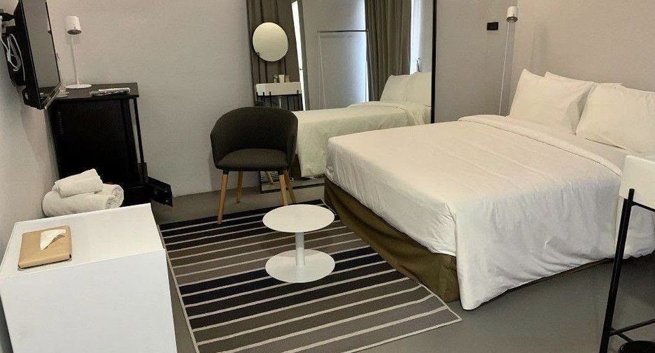 For sale 31 bedrooms hotel in Bang Rak, Bangkok