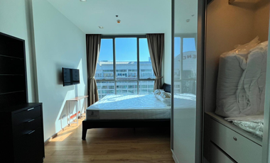 For sale 1 bed condo in Khlong Toei, Bangkok