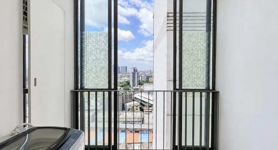For sale 1 bed condo in Bang Na, Bangkok