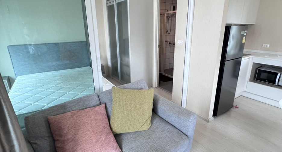 For sale 1 bed condo in Huai Khwang, Bangkok